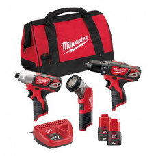 Milwaukee  12 V kompaktas urbjmašīnas/skrūvgrieža, impulsveida skrūvgrieža un luktura komplekts M12™ BPP3A-202B (2x2,0 Ah)